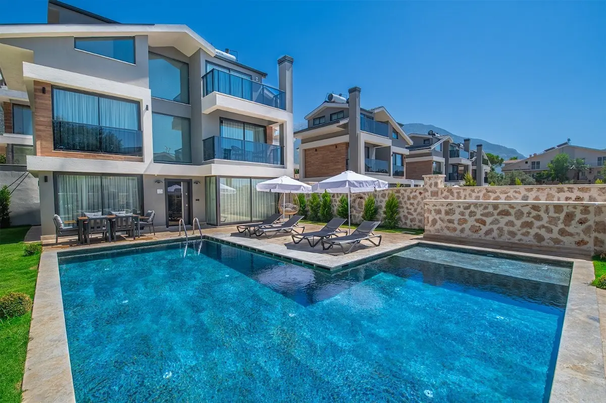 Real estate in Ovacik